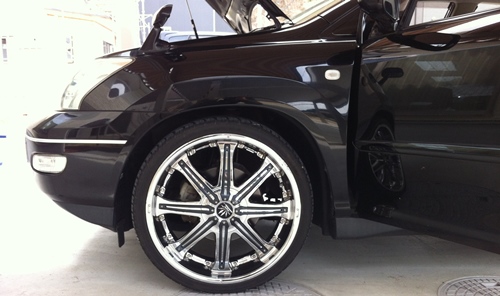 フロントタイヤ